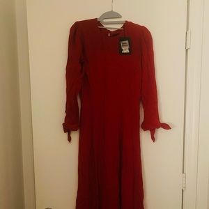Reformation Zelda Dress NWT sz 6 cherry